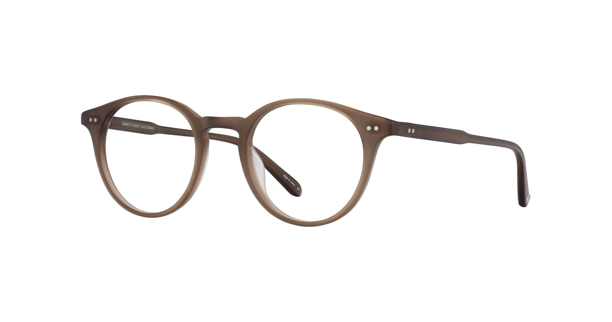 Inspired by the mid-century, Clune Matte Espresso is a modern take on the classic P3 eyeglass silhouette, with a distinctive round shape and lightweight acetate construction. Hand Finished in LA. 